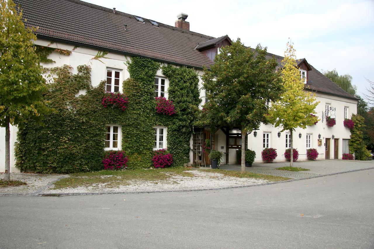 Gasthaus zur Linde Hohenpolding Exterior foto