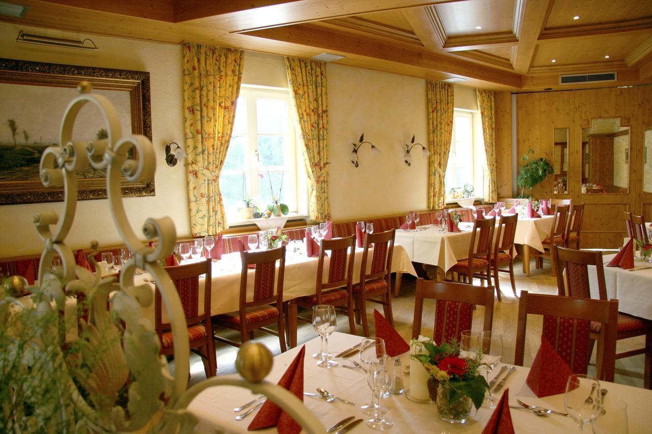 Gasthaus zur Linde Hohenpolding Exterior foto